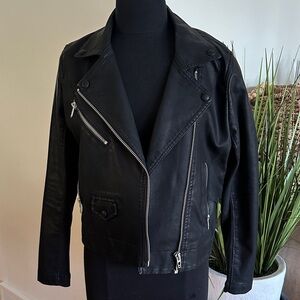 BlankNYC Black Faux Leather Jacket - Large